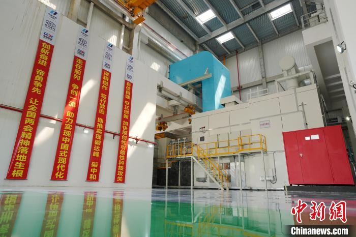 全国产化F级50兆瓦重型燃气轮机机组。　中国LETOU电气集团有限公司供图